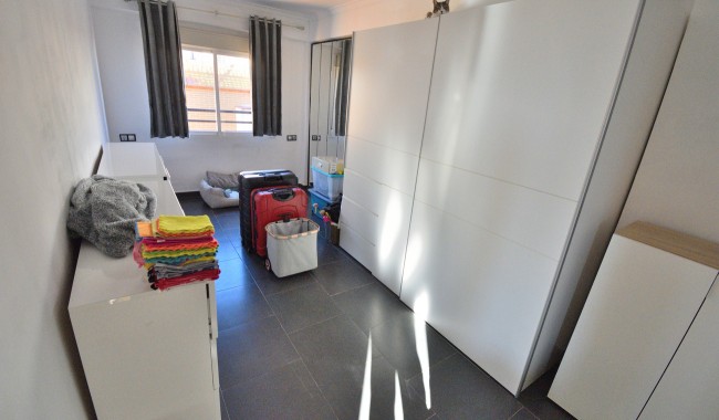 Segunda mano - Apartamento - Daya Nueva