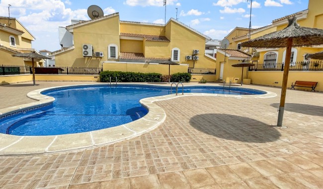 Resale - Villa - Orihuela Costa - Los Dolses