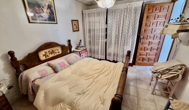 Resale - Finca - Guardamar