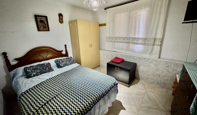 Resale - Finca - Guardamar