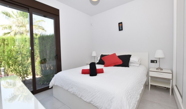 Sprzedaż - Apartament - Algorfa - La Finca Golf Resort