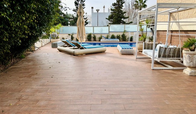 Begagnad - Villa - Torrevieja - La Mata