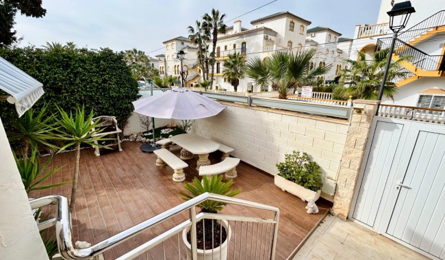 Begagnad - Villa - Torrevieja - La Mata