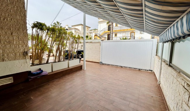 Begagnad - Villa - Torrevieja - La Mata
