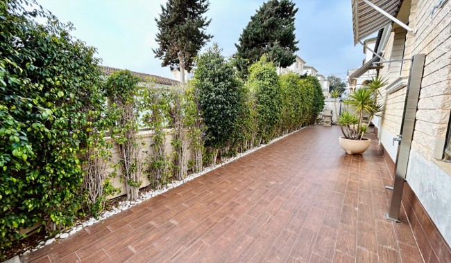 Begagnad - Villa - Torrevieja - La Mata