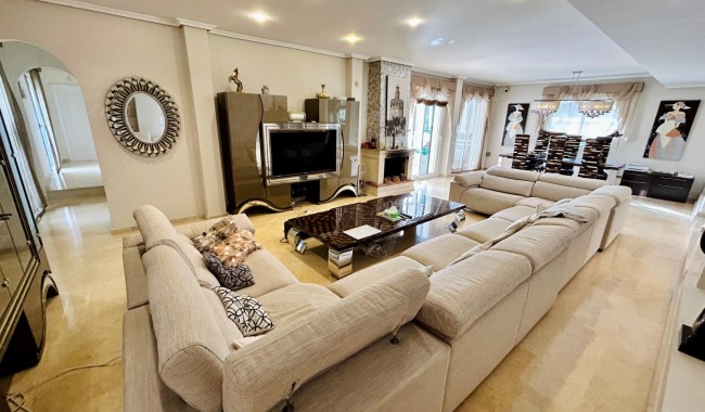 Begagnad - Villa - Torrevieja - La Mata