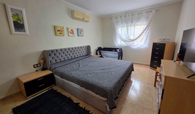 Begagnad - Villa - La Marina - La Marina Urb