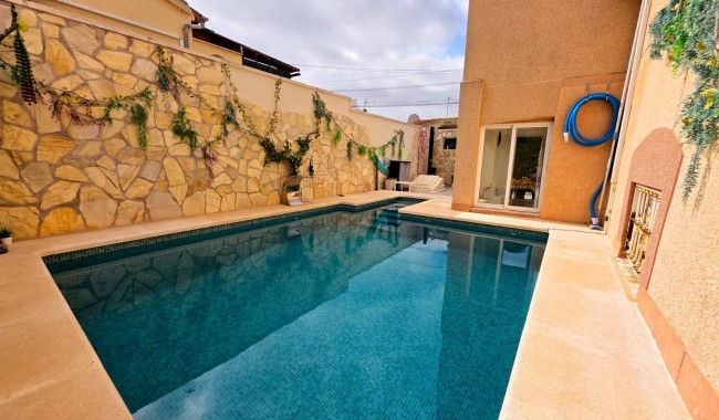 Begagnad - Villa - La Marina - La Marina Urb