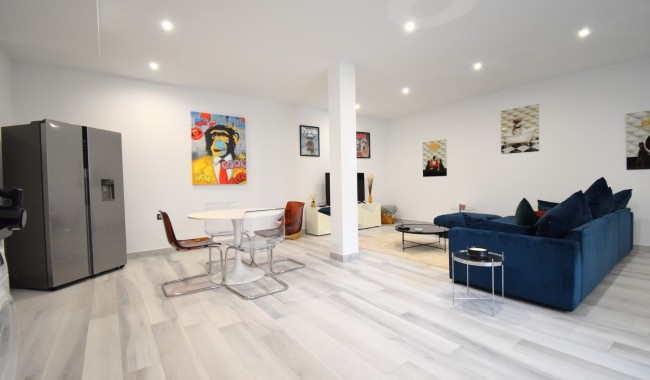 Begagnad - Villa - Orihuela Costa - Lomas de Cabo Roig
