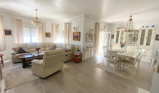 Begagnad - Villa - Ciudad Quesada/Rojales - Central Quesada