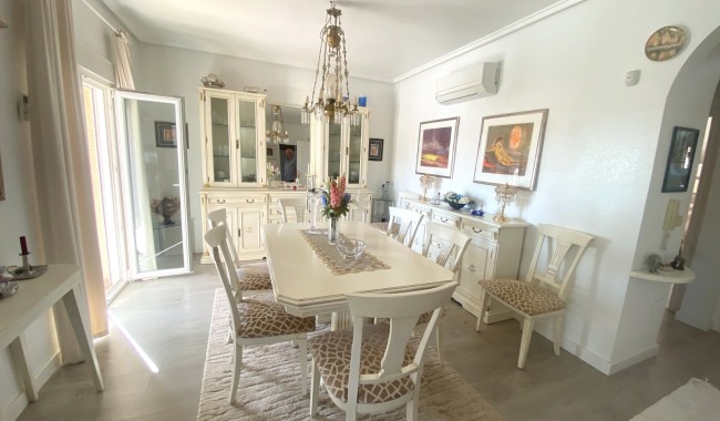 Begagnad - Villa - Ciudad Quesada/Rojales - Central Quesada