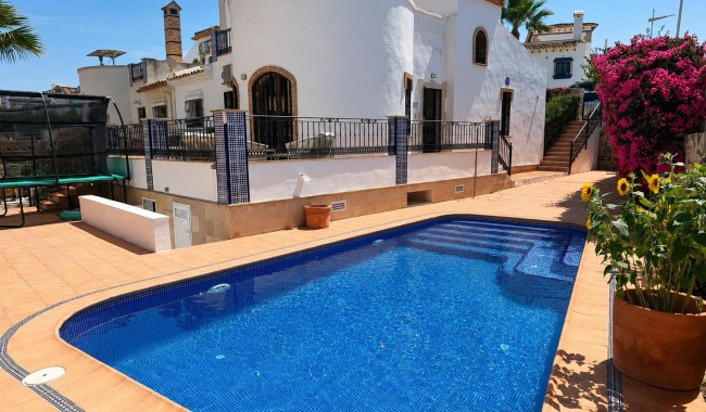 Villa - Segunda mano - Algorfa - La Finca golf