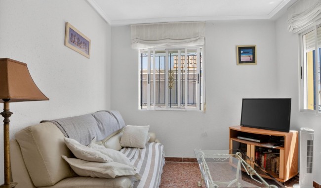 Sprzedaż - Apartament - Torrevieja - Torreta florida