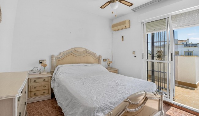 Sprzedaż - Apartament - Torrevieja - Torreta florida