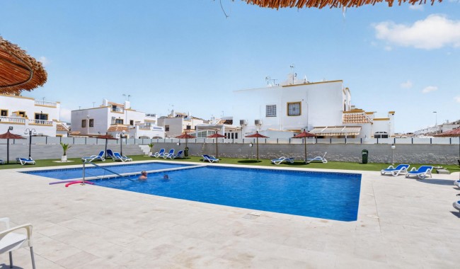 Sprzedaż - Apartament - Torrevieja - Torreta florida