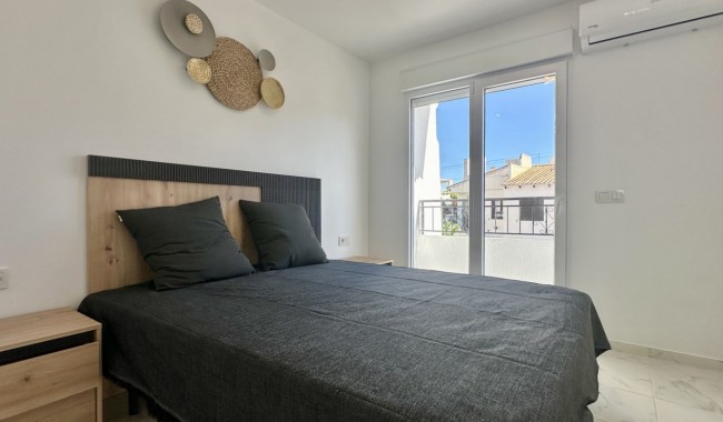 Sprzedaż - Kamienica - Torrevieja - Los Balcones