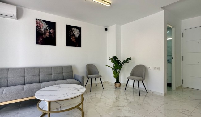 Sprzedaż - Kamienica - Torrevieja - Los Balcones