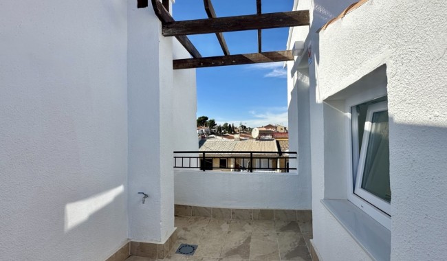 Sprzedaż - Kamienica - Torrevieja - Los Balcones
