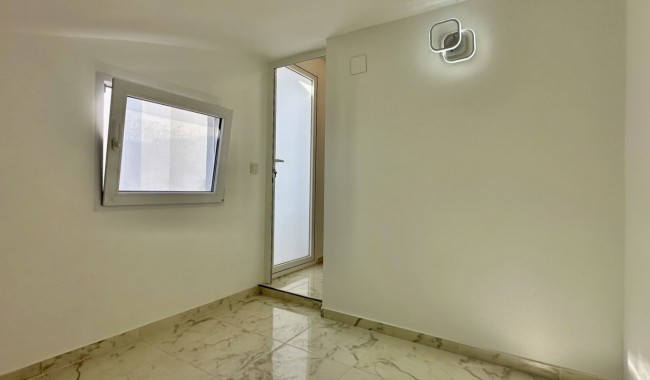 Sprzedaż - Kamienica - Torrevieja - Los Balcones