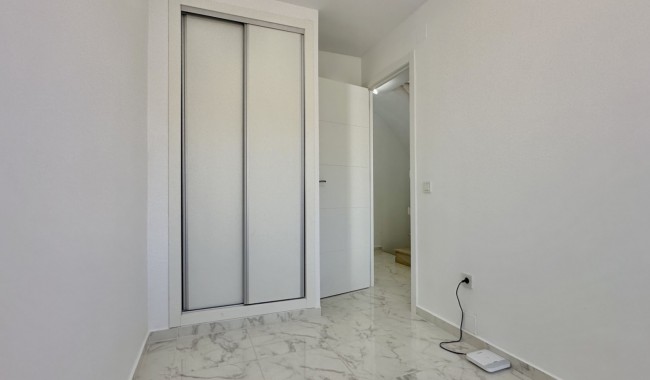 Sprzedaż - Kamienica - Torrevieja - Los Balcones
