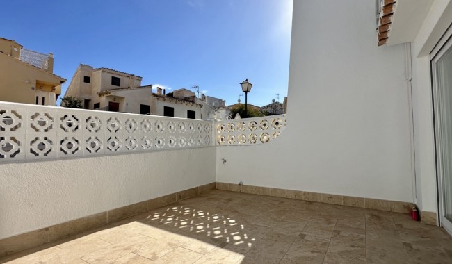Sprzedaż - Kamienica - Torrevieja - Los Balcones