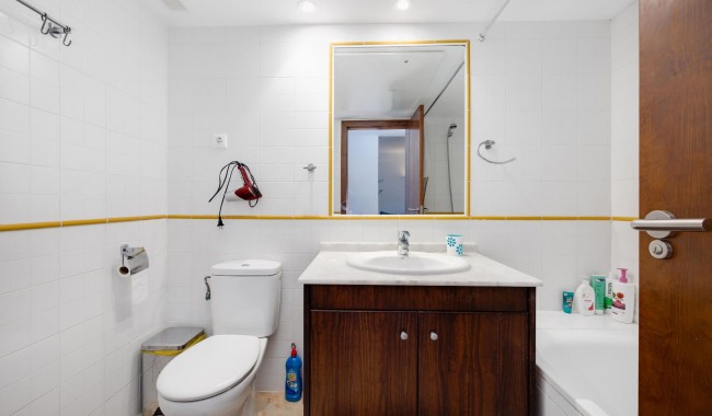 Sprzedaż - Apartament - Torrevieja - Punta Prima