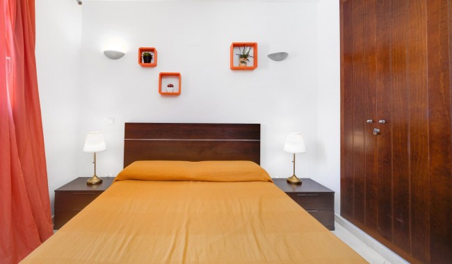 Sprzedaż - Apartament - Torrevieja - Punta Prima