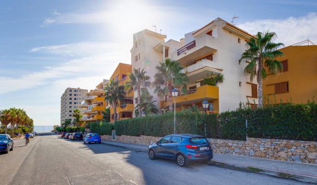 Sprzedaż - Apartament - Torrevieja - Punta Prima