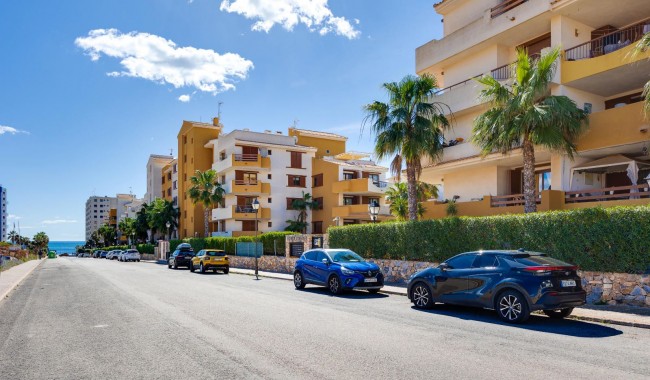 Sprzedaż - Apartament - Torrevieja - Punta Prima