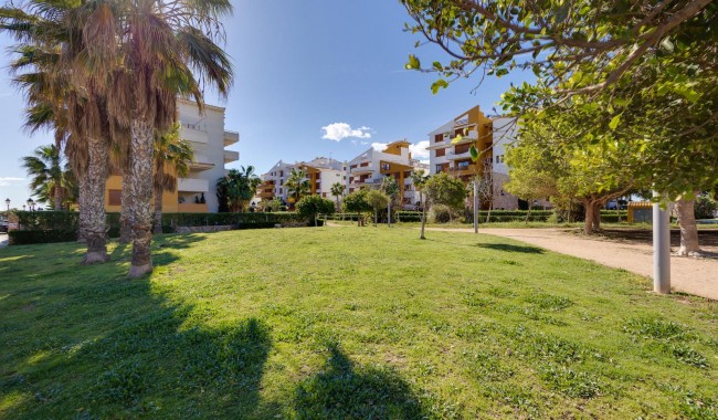 Sprzedaż - Apartament - Torrevieja - Punta Prima