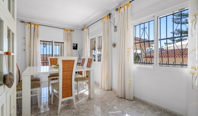 Resale - Villa - Ciudad Quesada/Rojales - La  Marquesa Golf