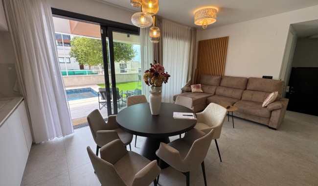Resale - Apartment - Guardamar - Los Secanos