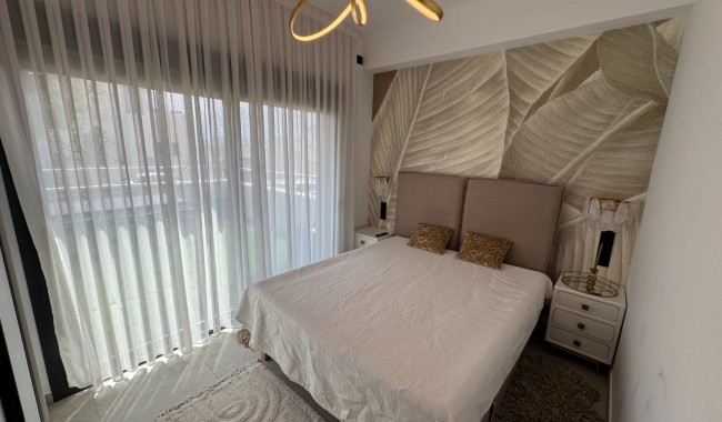 Resale - Apartment - Guardamar - Los Secanos