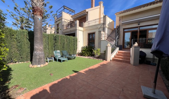 Sprzedaż - Bungalow - Algorfa - La Finca Golf Resort