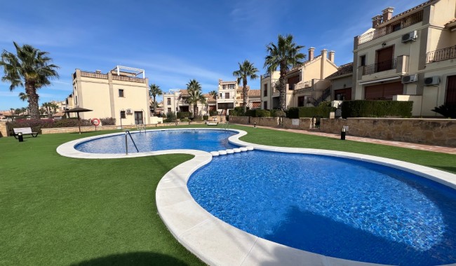 Sprzedaż - Bungalow - Algorfa - La Finca Golf Resort