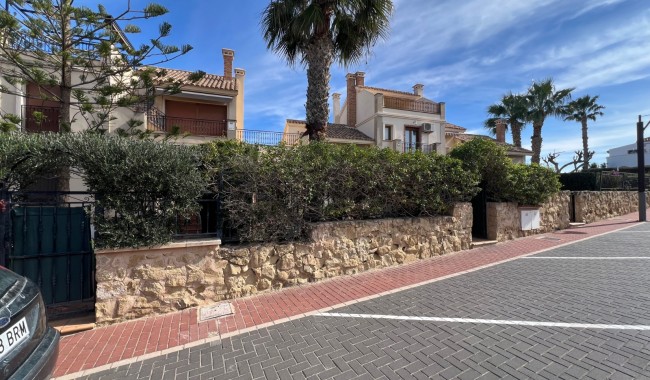 Sprzedaż - Bungalow - Algorfa - La Finca Golf Resort