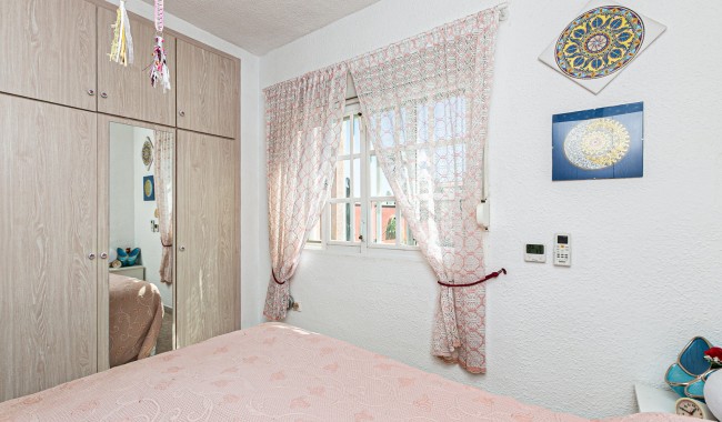 Sprzedaż - Bliźniak - Torrevieja - Los Balcones
