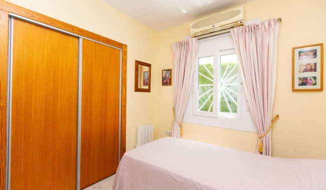 Sprzedaż - Bliźniak - Torrevieja - Los Balcones