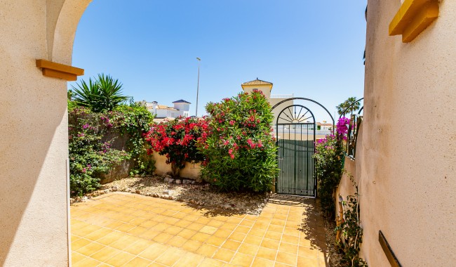 Sprzedaż - Kamienica - La Zenia