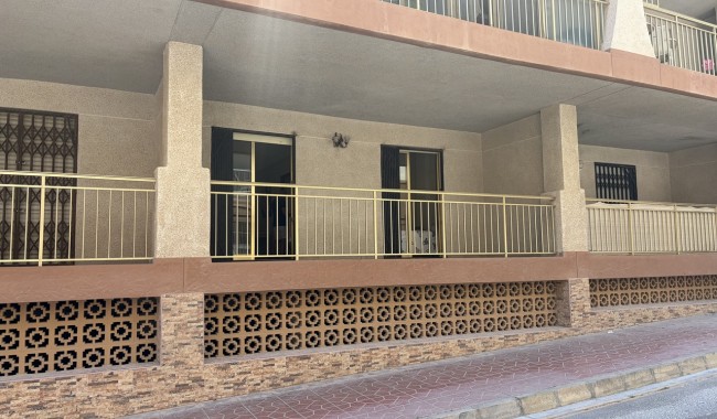 Resale - Apartment - Guardamar