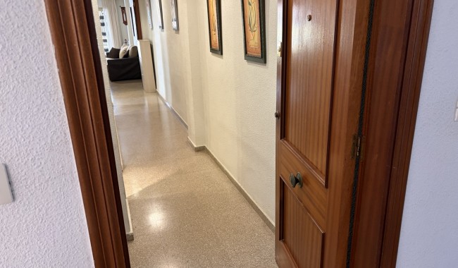 Resale - Apartment - Guardamar