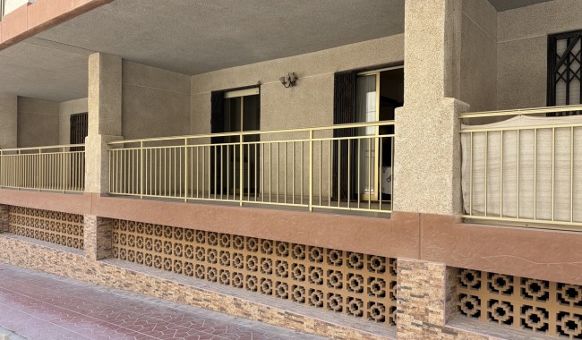 Resale - Apartment - Guardamar