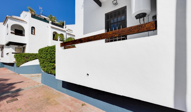 Begagnad - Bungalow - Torrevieja - Playa de los Naufragos