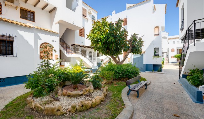 Begagnad - Bungalow - Torrevieja - Playa de los Naufragos