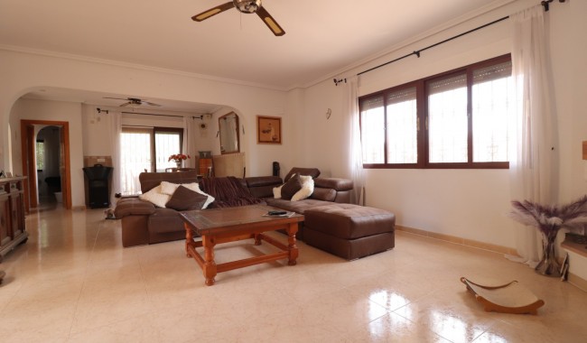 Segunda mano - Villa - Formentera del Segura - Fincas de La Vega