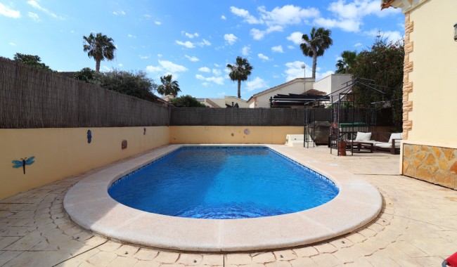 Segunda mano - Villa - Formentera del Segura - Fincas de La Vega