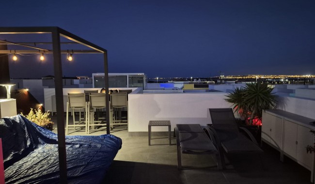 Resale - Villa - Los Montesinos - La Herrada