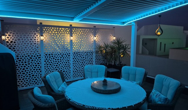 Resale - Villa - Los Montesinos - La Herrada