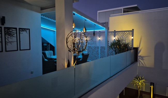 Resale - Villa - Los Montesinos - La Herrada