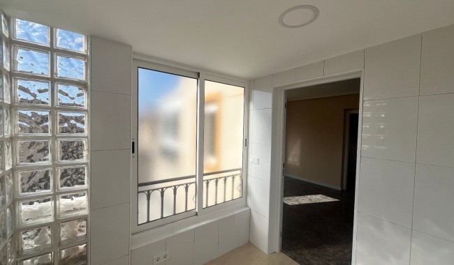 Resale - Apartment - Playa Flamenca - Res. San Antonio